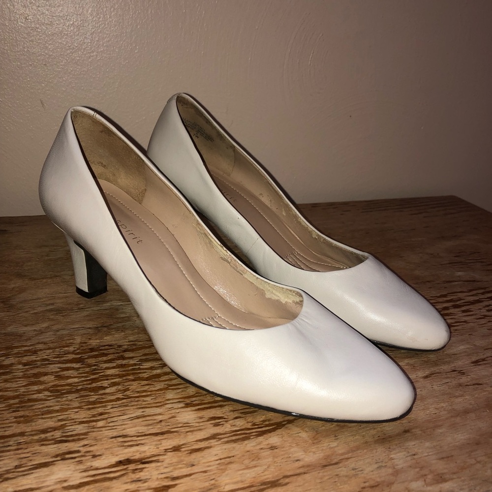Off White Easy Spirit Heels